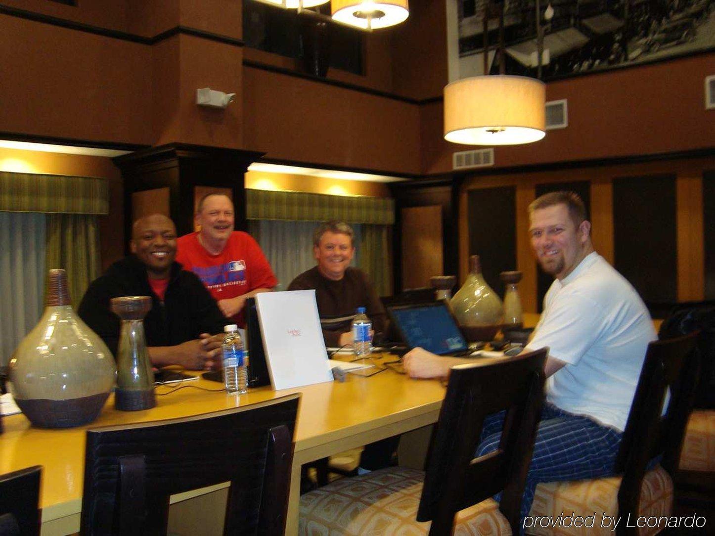 Hampton Inn & Suites Danville Konforlar fotoğraf